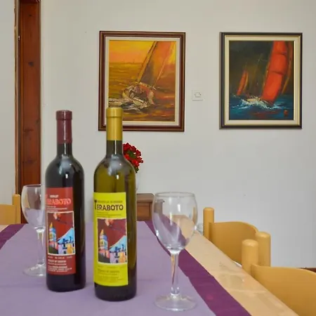 Apartment Vodnjan 1 *