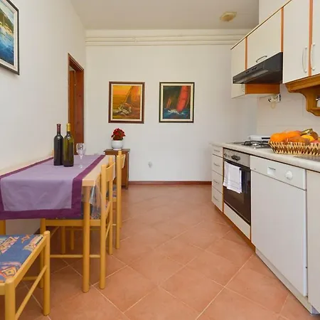 Apartment Vodnjan 1 וודניאן