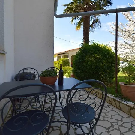 דירה Apartment Vodnjan 1 *
