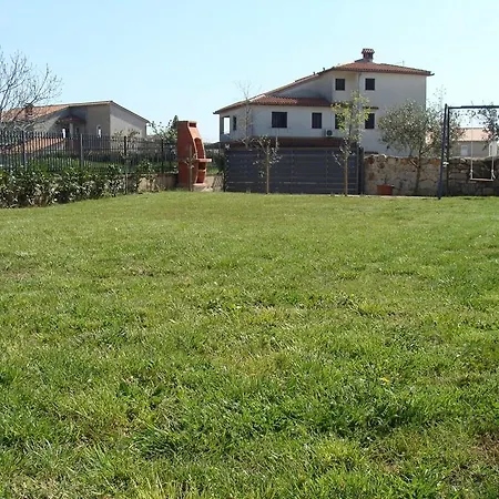 Apartment Apartment Vodnjan 1 *